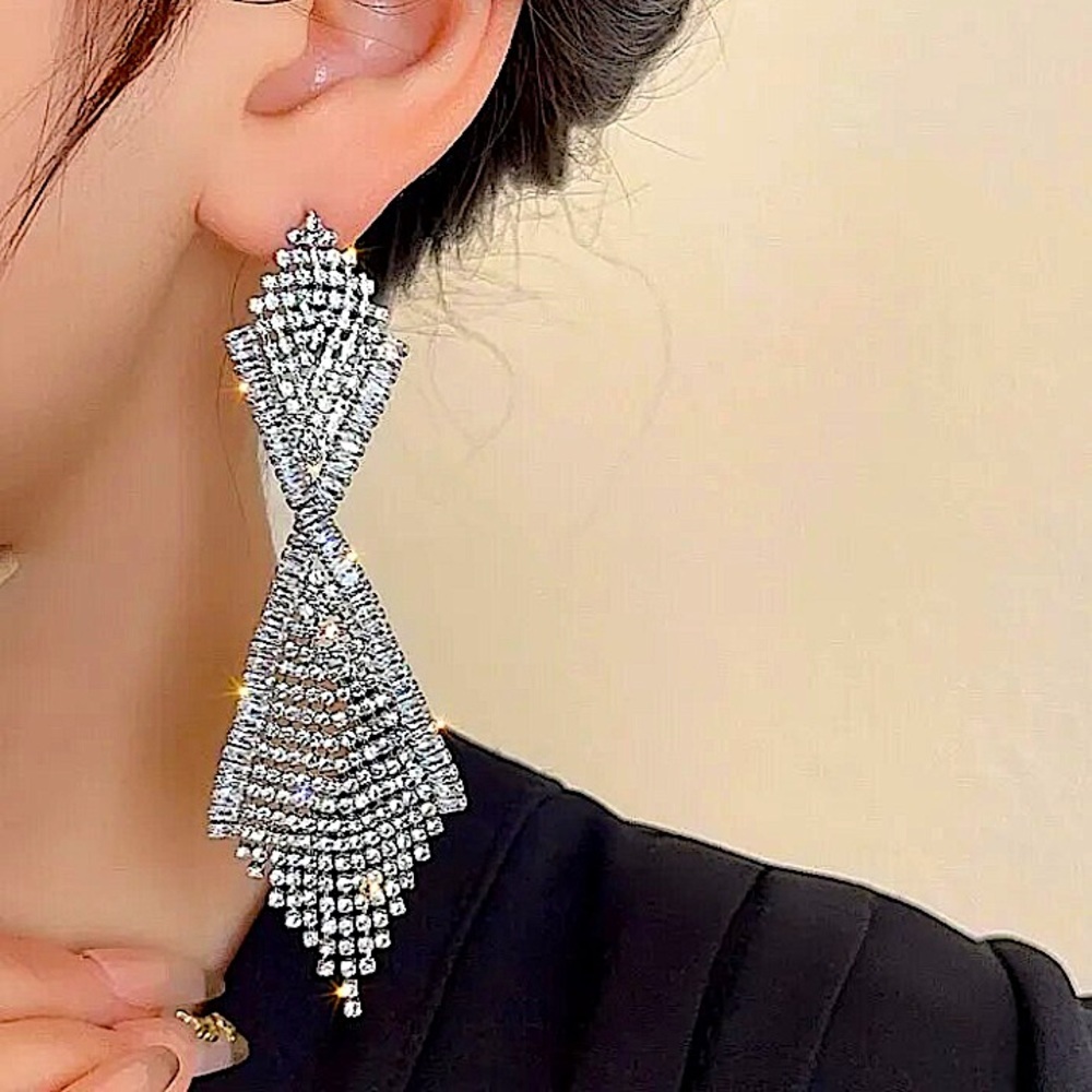 Rhinestone Oversized Dangle Earrings